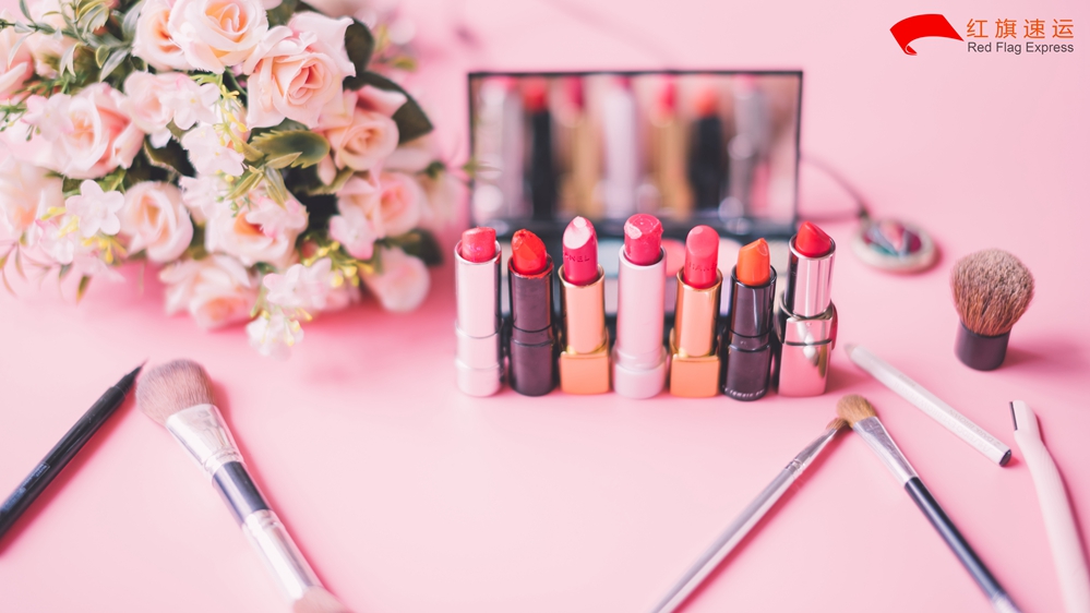 16397296003470.jpg 攝圖網(wǎng)_500498717_美妝口紅化妝品(企業(yè)商用)_副本.jpg