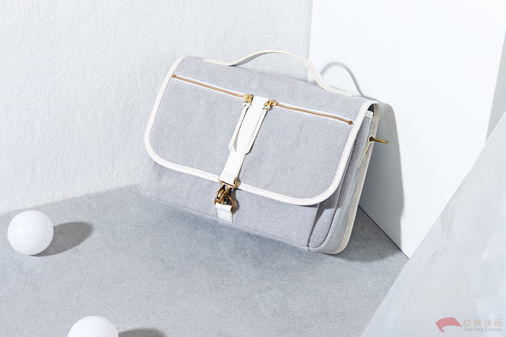 16397342065598.jpg 攝圖網(wǎng)_500990327_包包女士男士手提包錢(qián)包斜挎包背包(企業(yè)商用)_副本.jpg