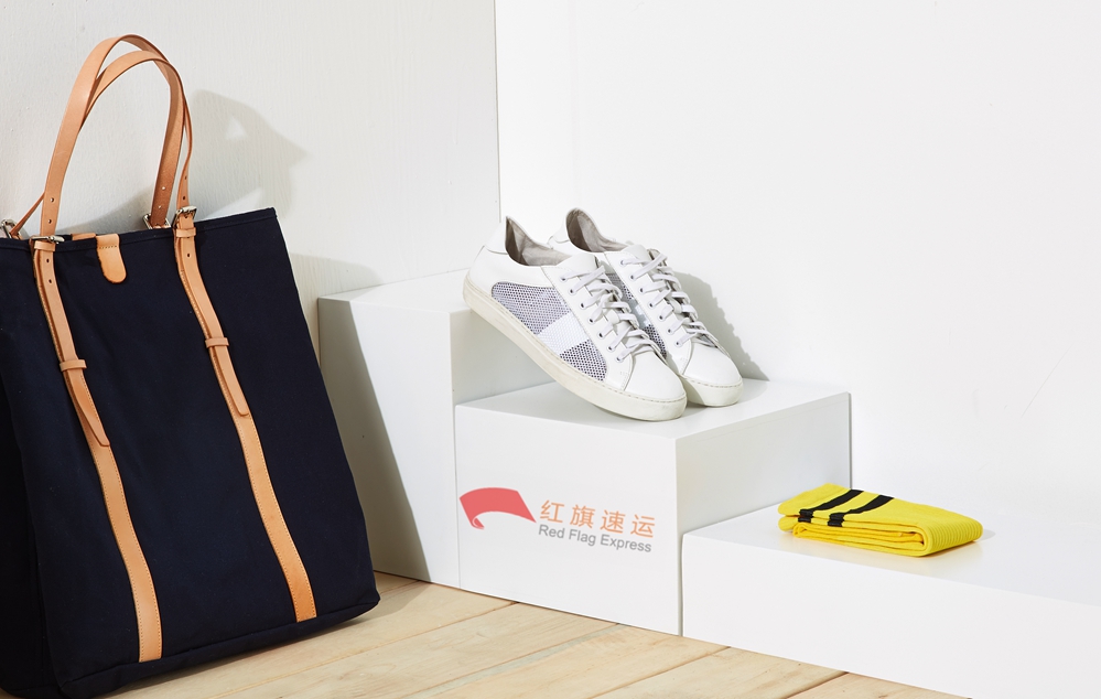 16587173795738.jpg 攝圖網_500512259_配飾鞋包靜物(企業商用)_副本.jpg